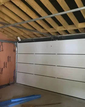 PORTE DE GARAGE SECTIONNELLE INTERIEUR BALMA