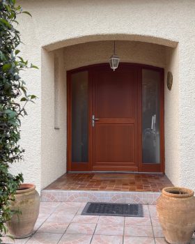 PORTE D'ENTREE EN BOIS AVEC TIERCE FIXE