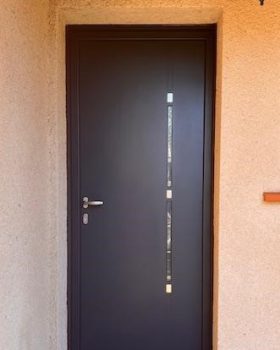POSE PORTE D'ENTREE EN ALUMINIUM  ESCALQUENS